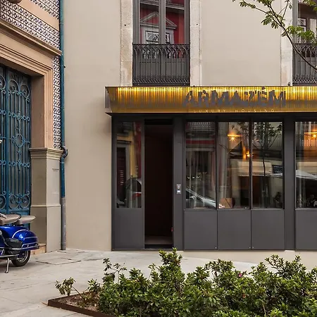 Armazem Luxury Housing بيت ضيافة بورتو