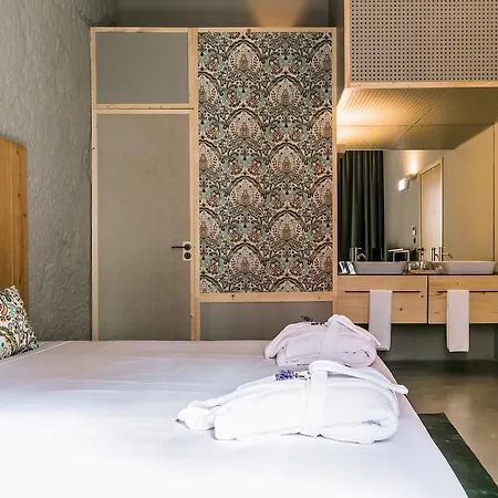 Armazem Luxury Housing بيت ضيافة