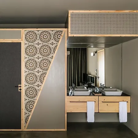 بيت ضيافة Armazem Luxury Housing