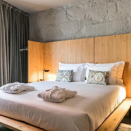Armazem Luxury Housing- Architectural & Design Guest house 2*