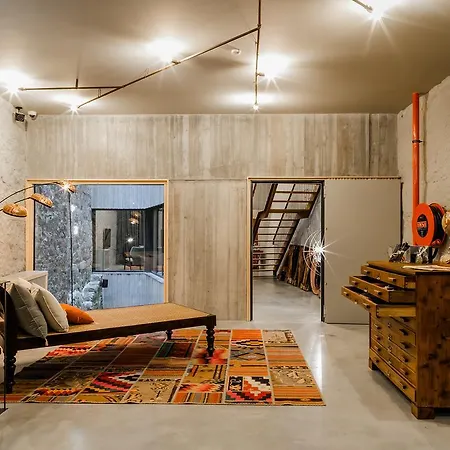 Konukevi Armazem Luxury Housing- Architectural & Design Porto